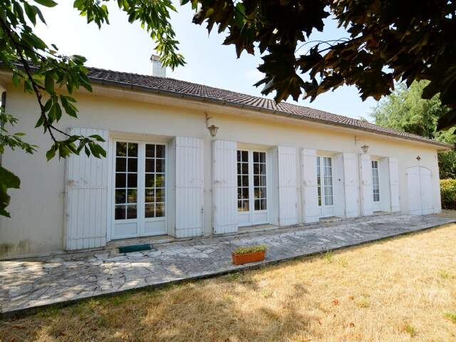 Maison de plain-pied - À la sortie d'un village — photo du bien