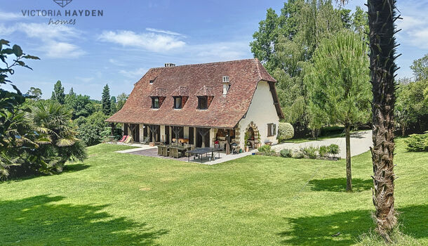 Villa / Maison 8 pièces  à vendre Jurançon 64110