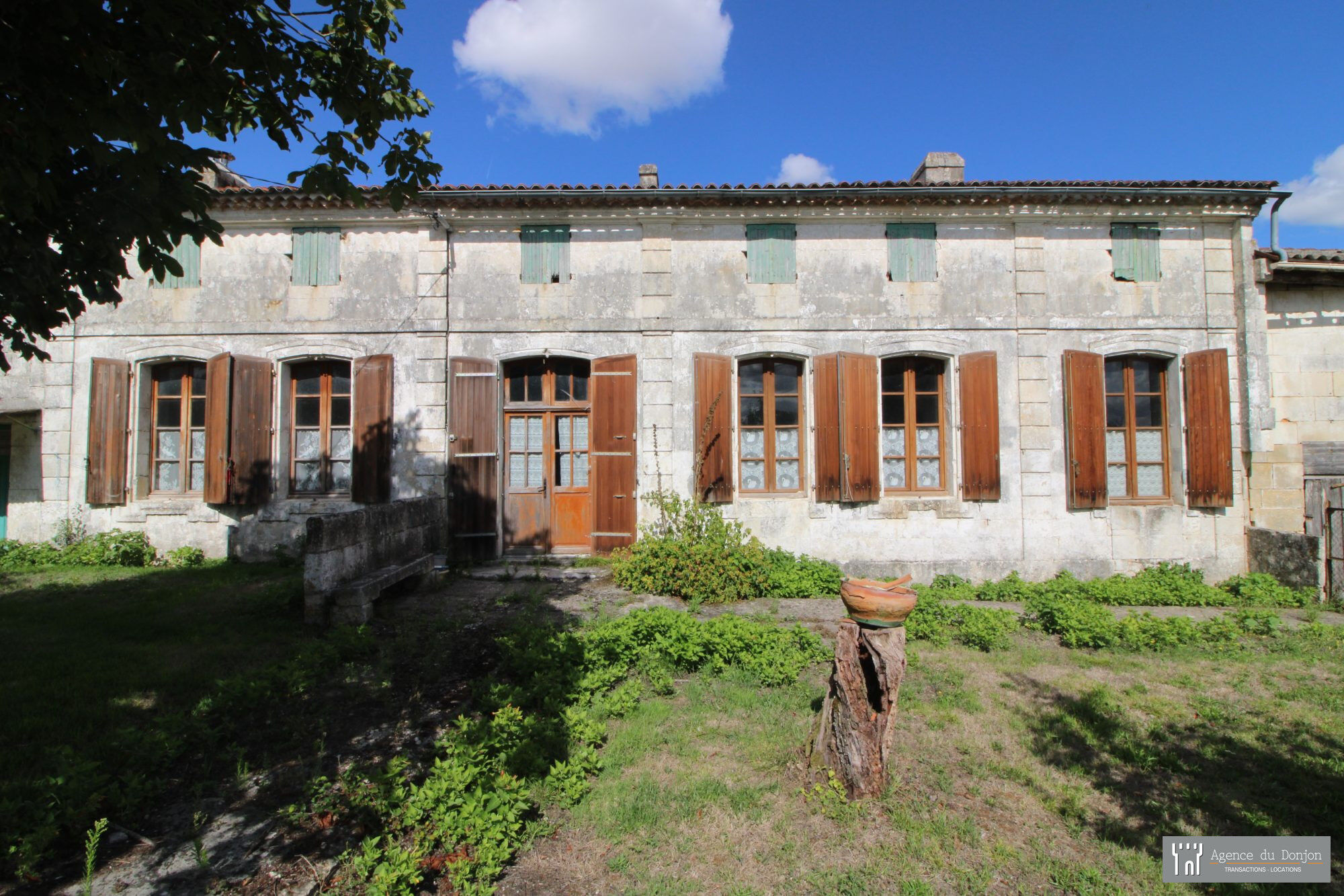 Villa / Maison  T3 à vendre Pons 17800