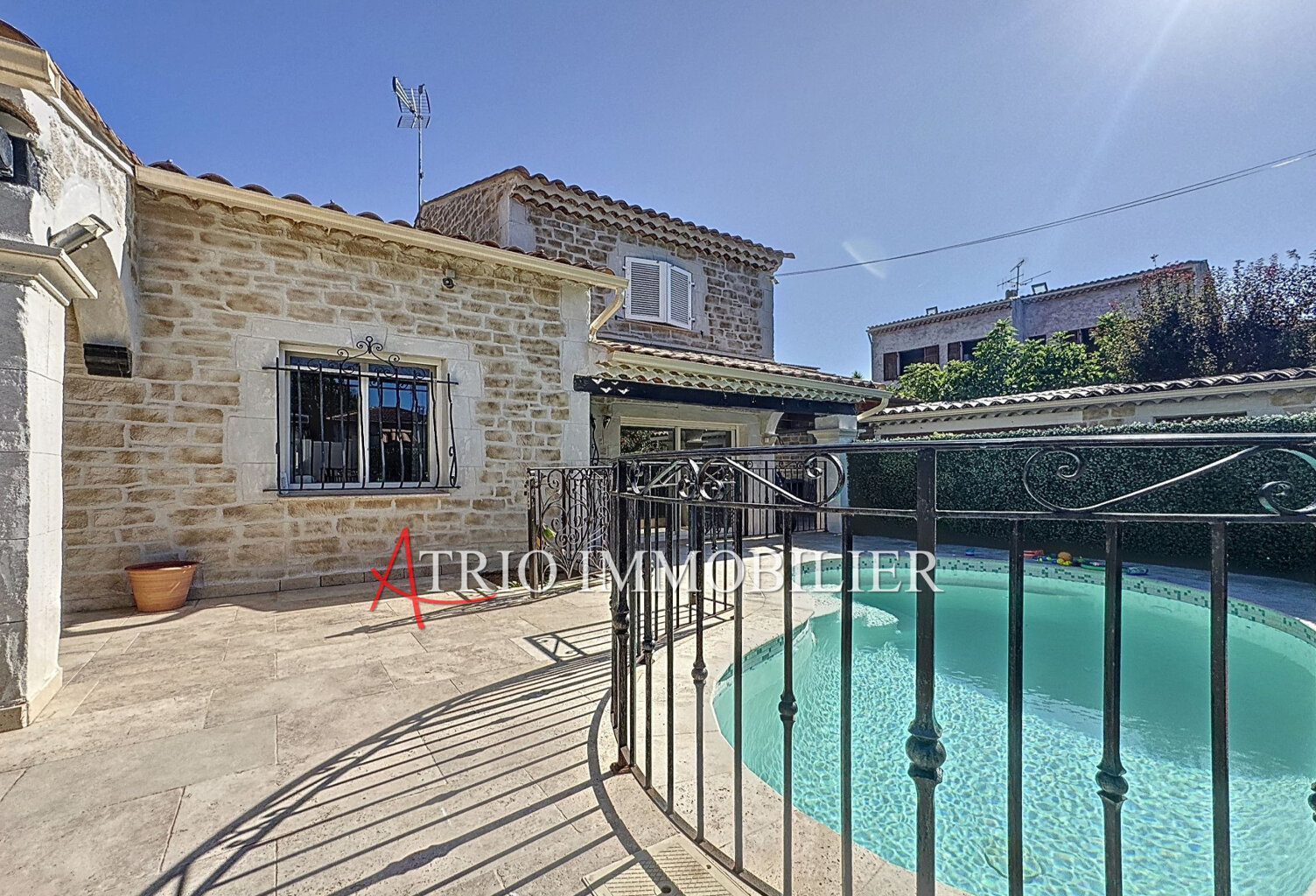 SOUS COMPROMIS DE VENTE — photo 1