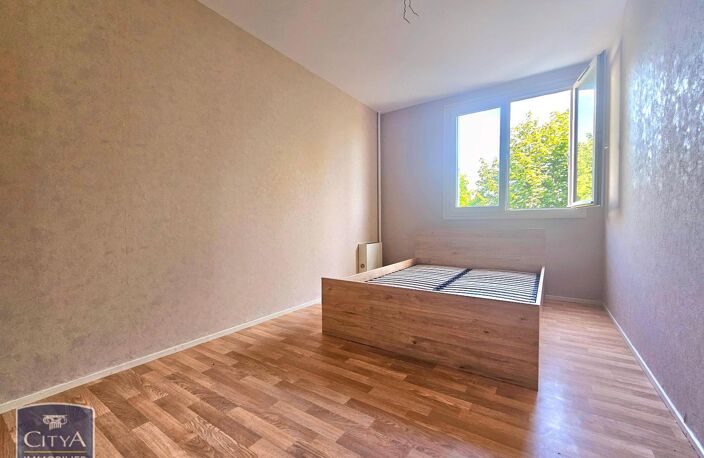 Vente appartement 4 pièces 79 m² Levroux (36110) — photo 5