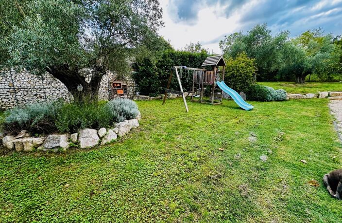 villa plain pied 3 chambres,  sur 1744m2. Garage de 60 m2 — photo 4