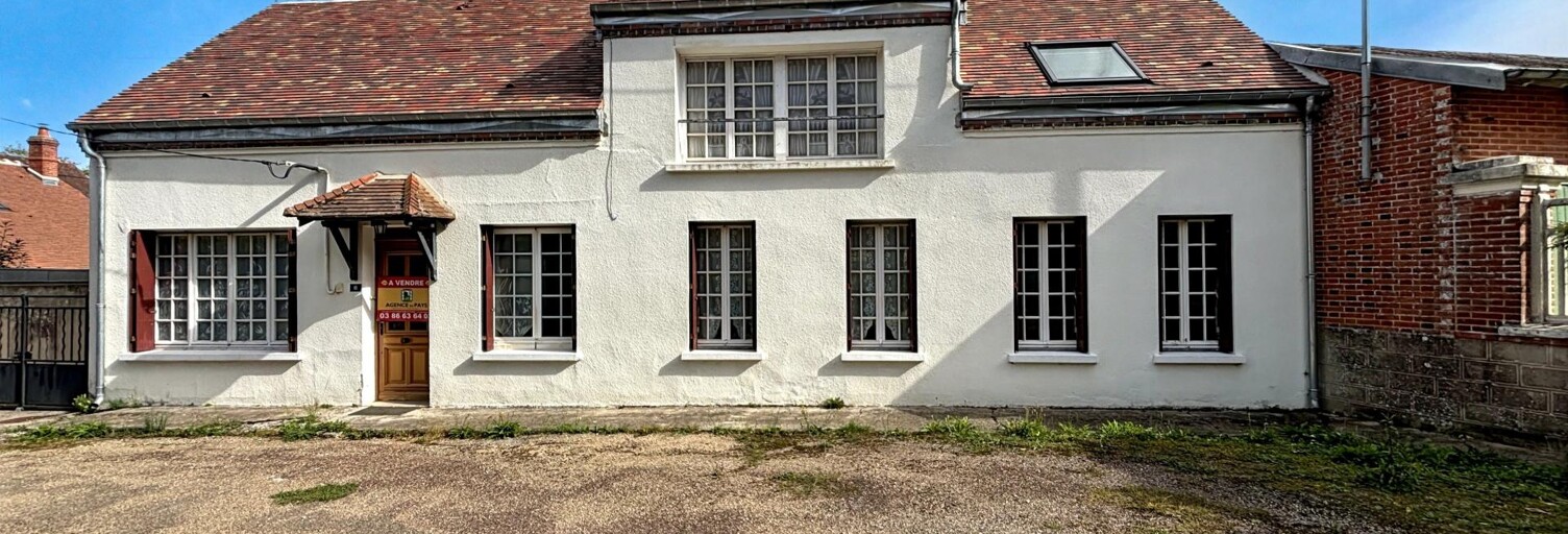 Maison 7 Pièces 172 m² à vendre à Charny Orée de Puisaye (89120)