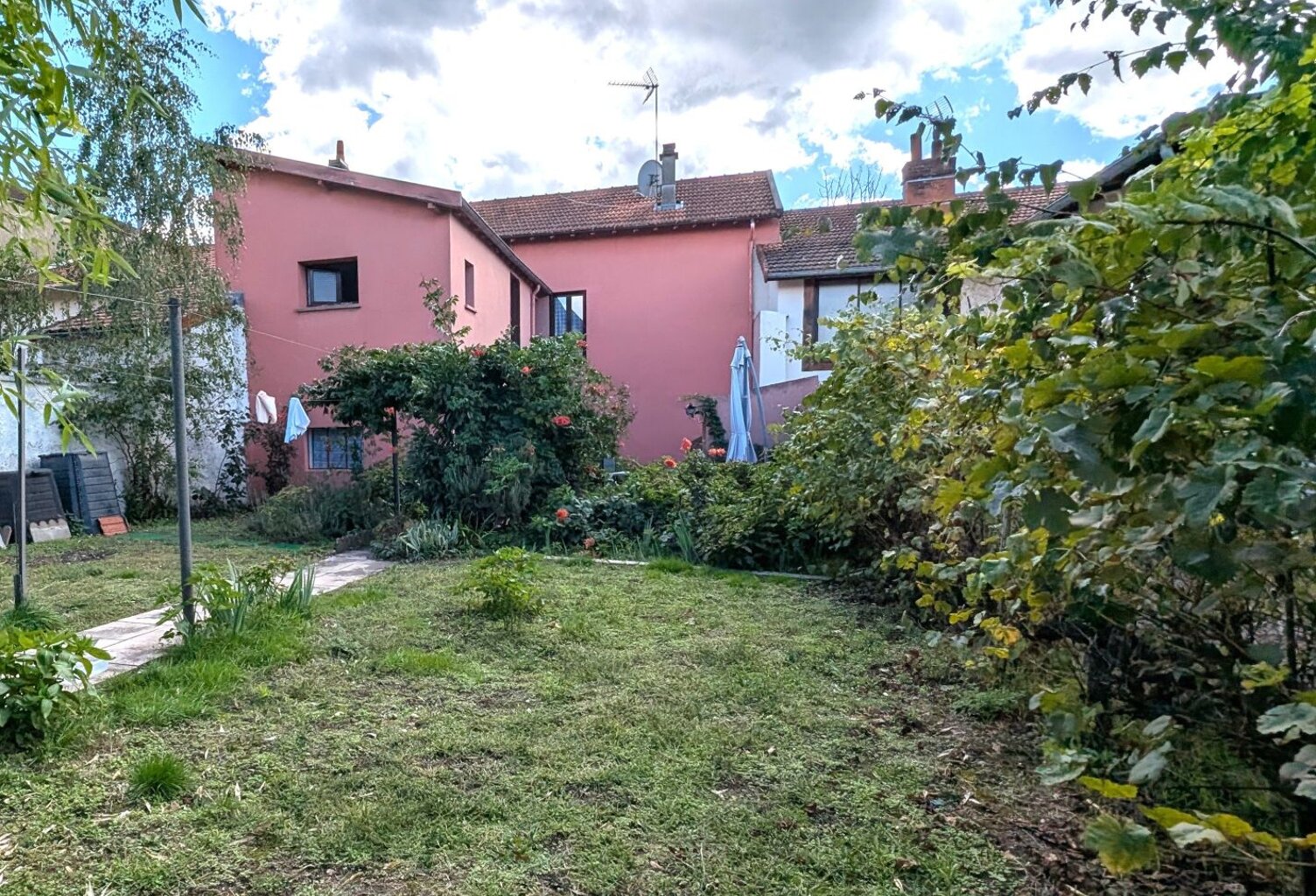 Maison — photo 1