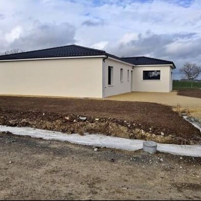 Maison 5 pièces 1000 €