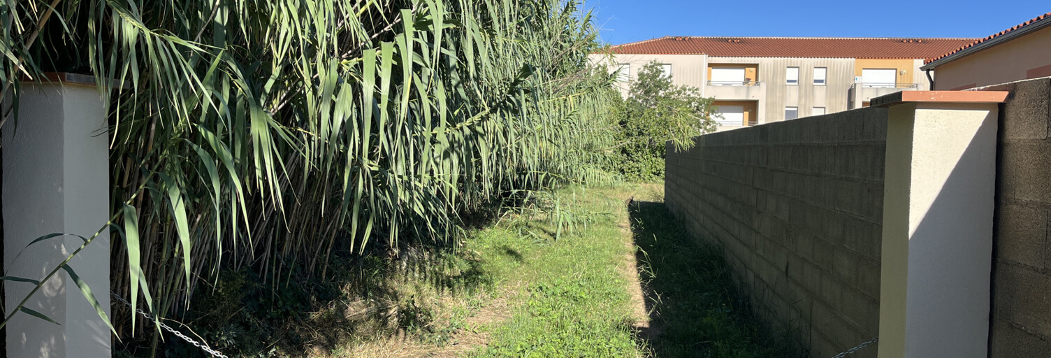 Terrain  923 m² à vendre à Espira-de-l'Agly (66600)