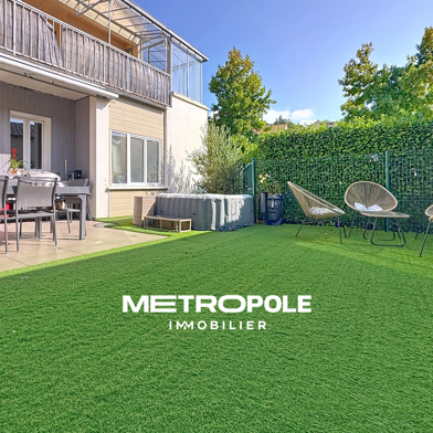 Appartement 4 pièces 235000 €