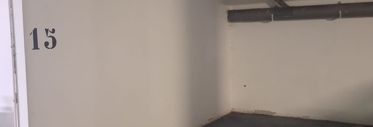 Garage  10 m² à vendre à Saint-Ouen-sur-Seine (93400)