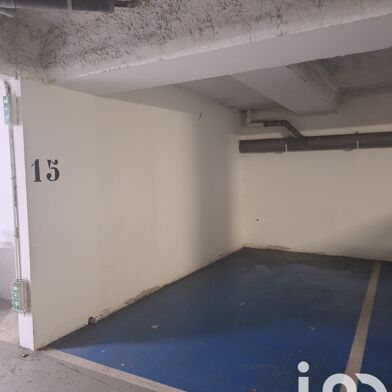 Garage  19890 €
