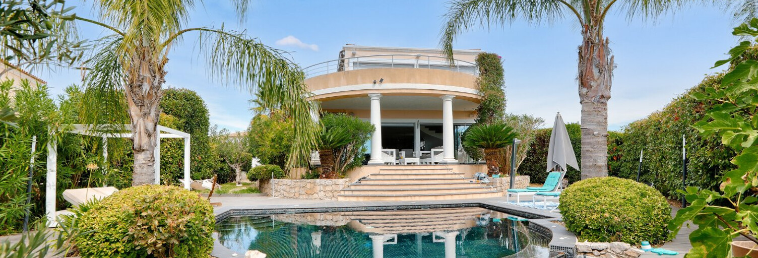 Maison 5 Pièces 264 m² à vendre à Saint-Laurent-du-Var (06700)