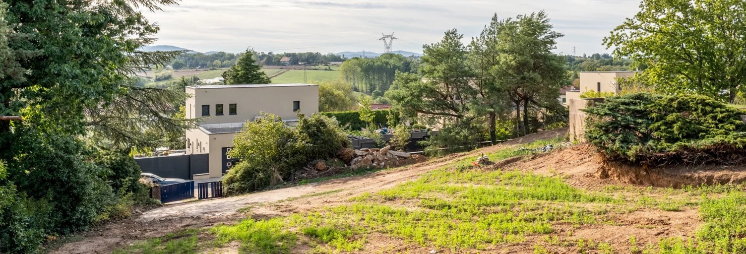 Terrain  700 m² à vendre à Dardilly (69570)
