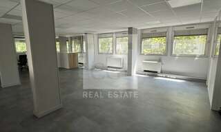 Bureau  245 m² à louer à Lyon 6 (69006)