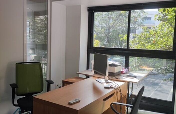 Bureau — photo 2