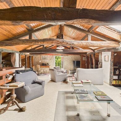 Maison 7 pièces 549000 €