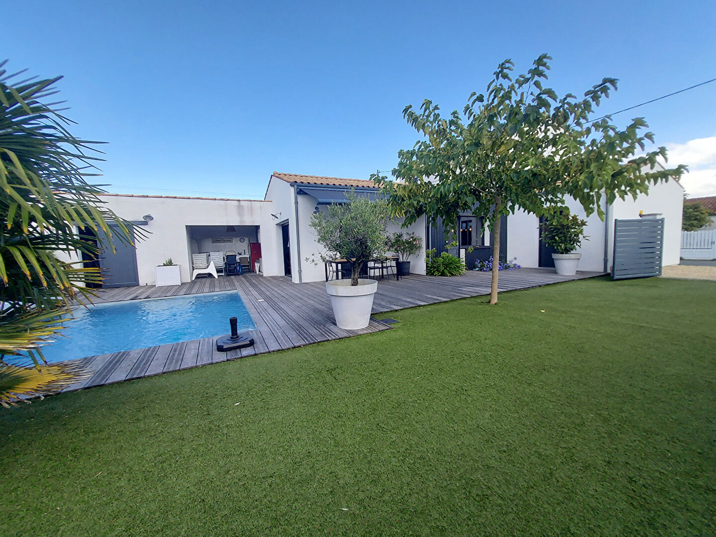 Villa / Maison  T5 à vendre Château-d'Oléron (Le) 17480