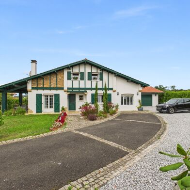 Maison 5 pièces 849000 €
