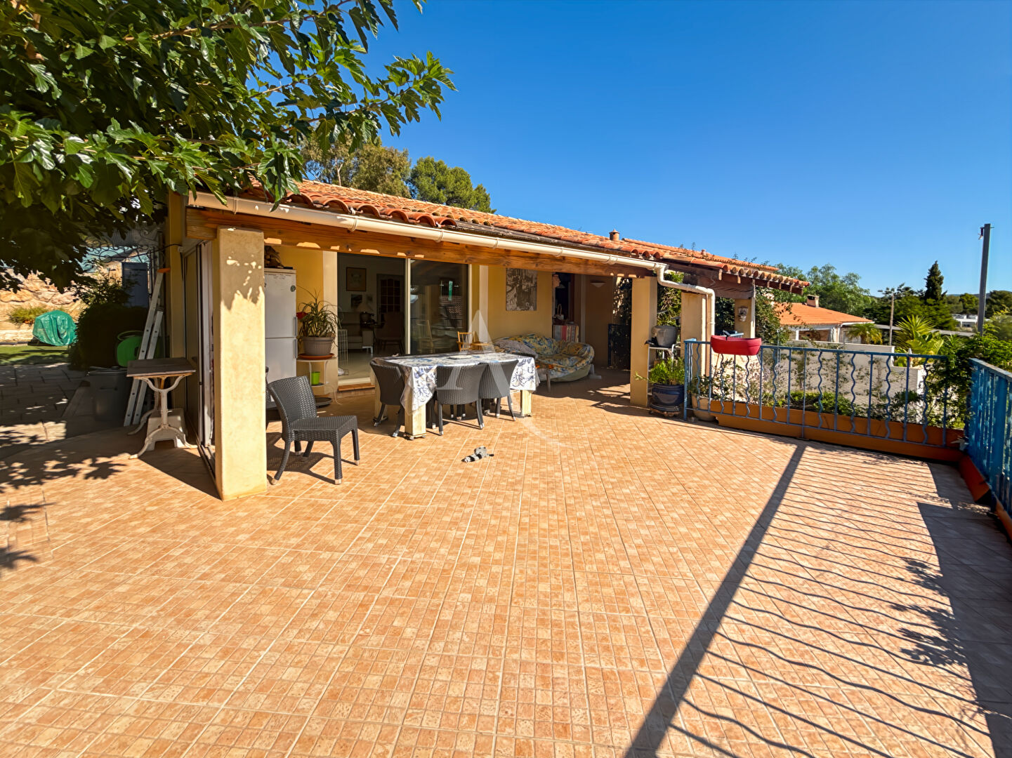 Villa / Maison  T5 à vendre Hyères 83400