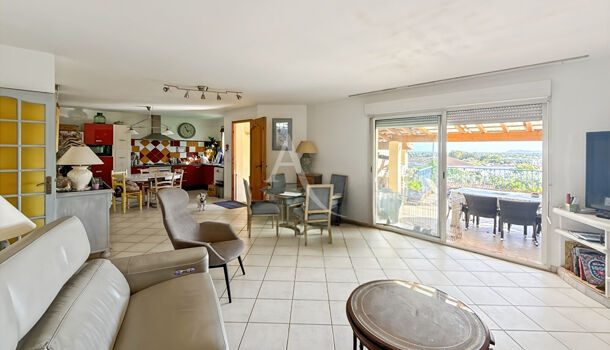 Villa / Maison 5 pièces  à vendre Hyères 83400