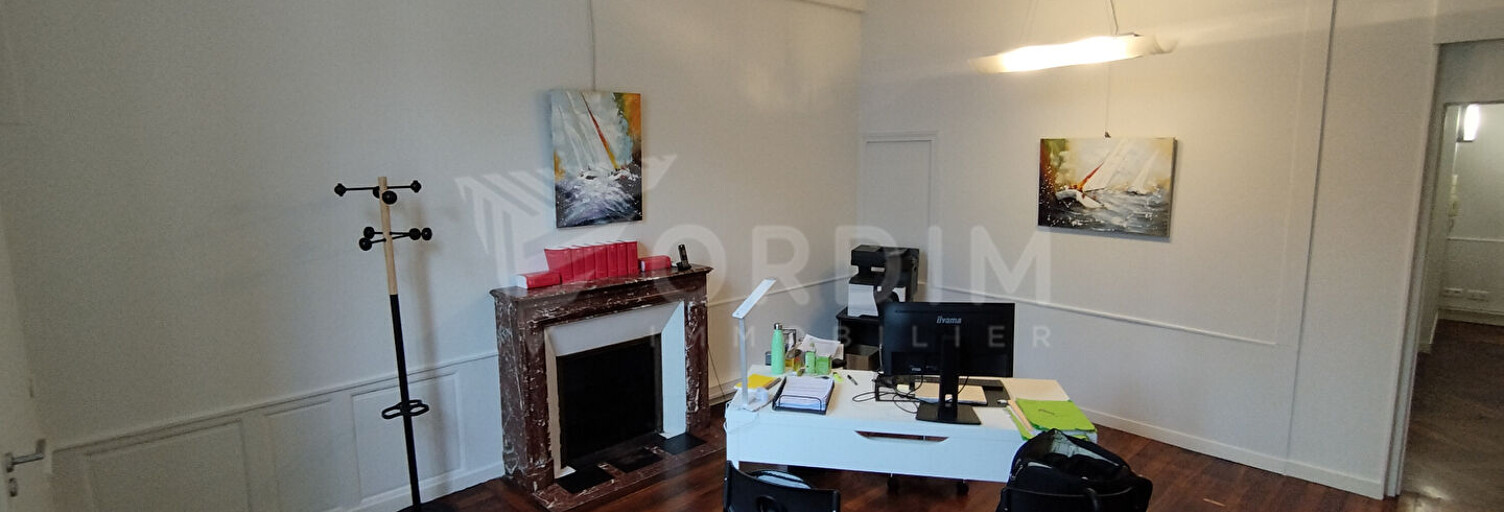 Bureau  64 m² à louer à Auxerre (89000)