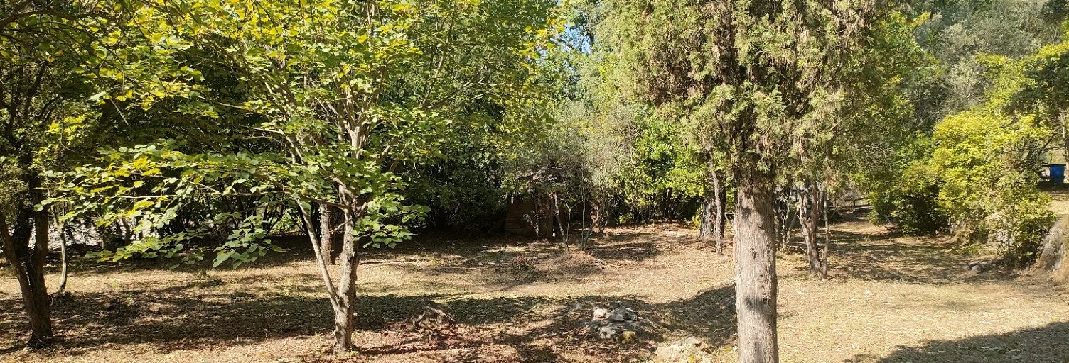 Terrain  1425 m² à vendre à Néoules (83136)