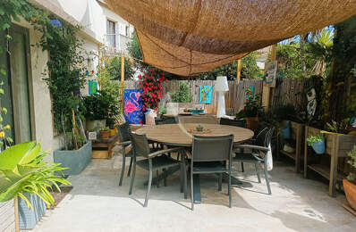 Frontignan (34110) - Magnifique villa R+1 d'environ 112M² , de type 4 avec jardin... — photo du bien