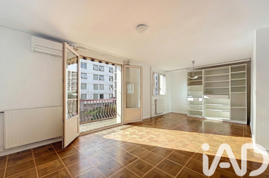 Appartement 4 pièces 240000 €