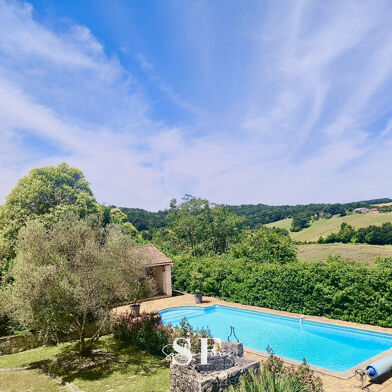 Maison 7 pièces 549000 €