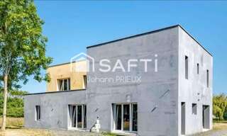 Maison 5 Pièces 275 m² à vendre à Commes (14520)