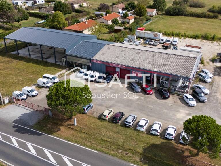 Ensemble immobilier d'activité avec visibilité premium sur un axe majeur — photo 1
