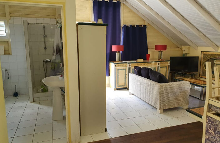 PETIT BOURG PRISE D'EAU APPARTEMENT T3 MEUBLE — photo 3