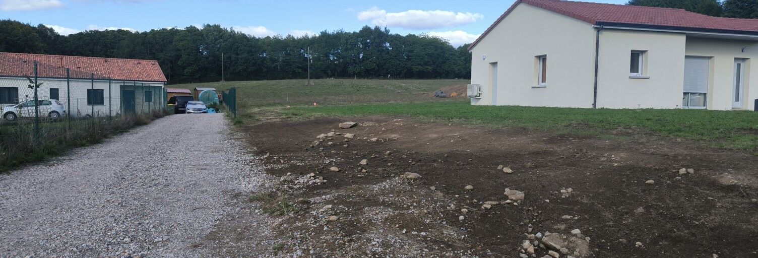 Terrain  1391 m² à vendre à Saint-Jouvent (87510)