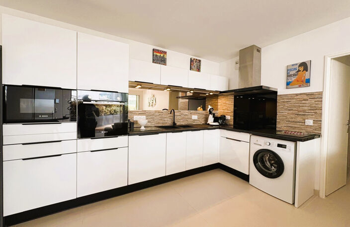 APPARTEMENT VUE MER — photo 3