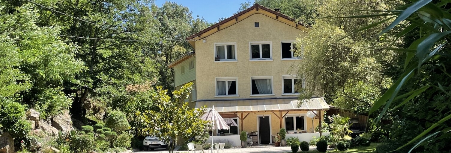 Maison 5 Pièces 147 m² à vendre à Saint-Genis-les-Ollières (69290)