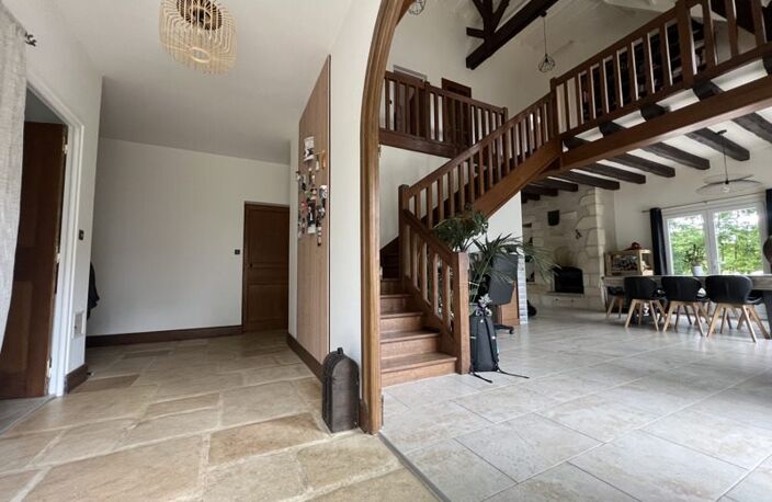 Maison en pierre de 9 pièces principales — photo 5
