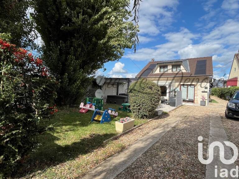 Vente Maison/villa 8 pièces — photo 1