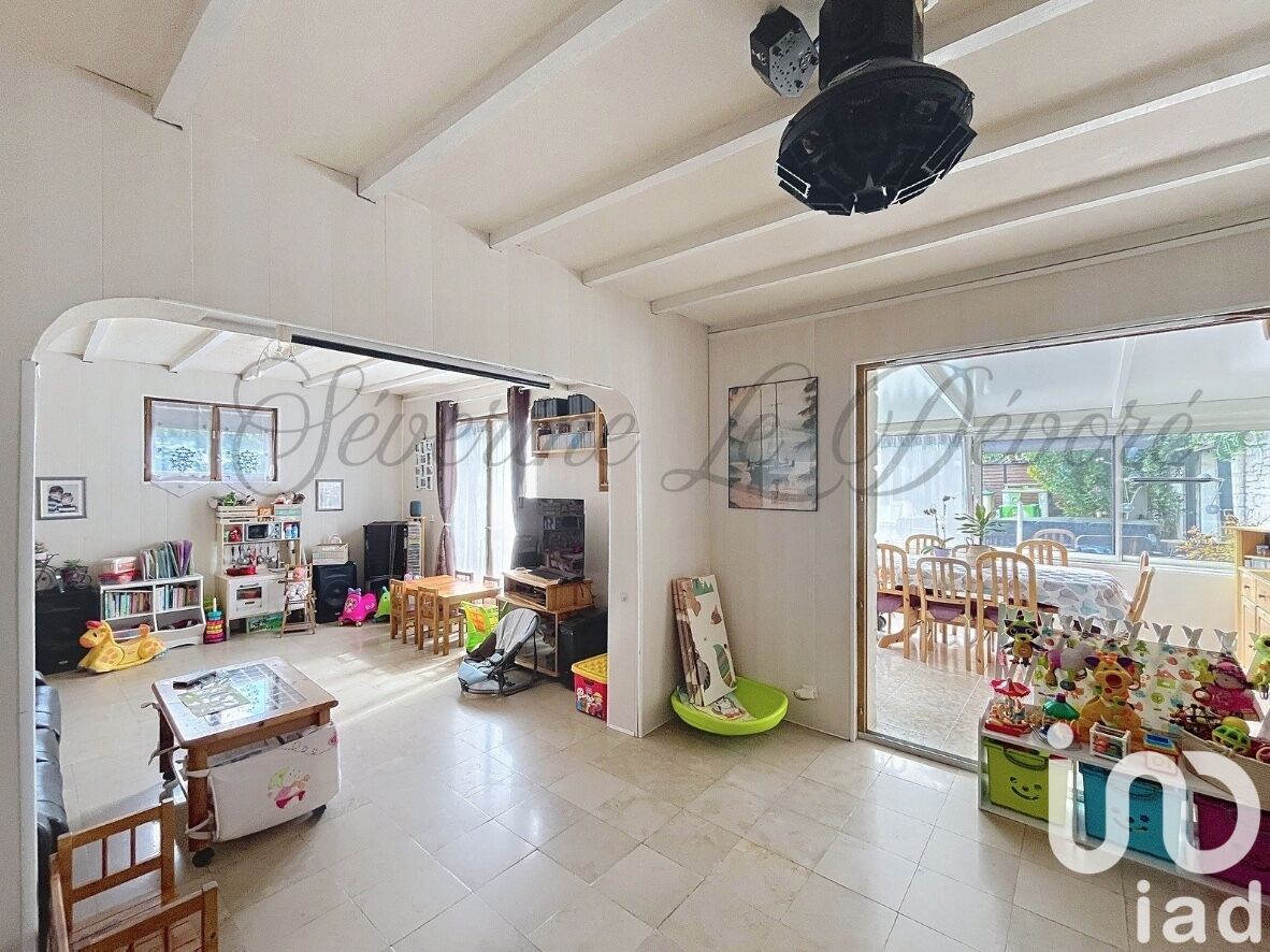 Vente Maison/villa 8 pièces - Photo 2