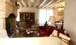 Maison 10 Pièces 189 m² à vendre à Chauffour-sur-Vell (19500)