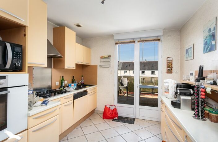 Maison de ville de 8 pièces principales — photo 2