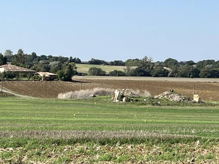 Terrain à bâtir de 0 pièces principales — photo 1
