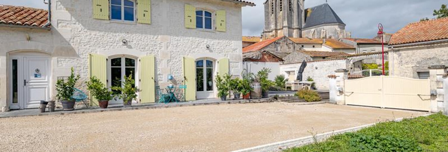 Maison 6 Pièces 147 m² à vendre à Lonzac (17520)