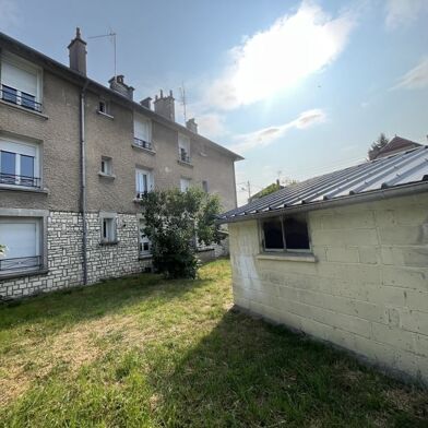 Immeuble  317700 €