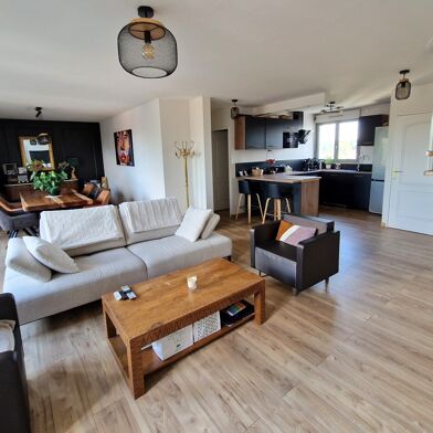 Appartement 4 pièces 324900 €