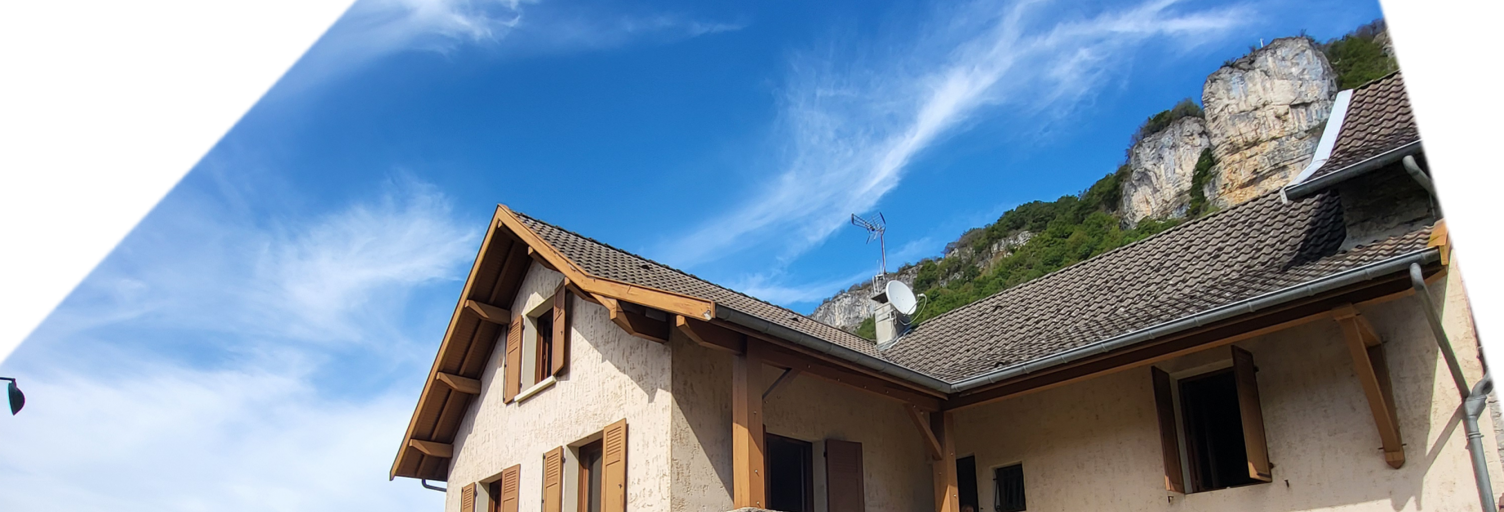 Maison 5 Pièces 110 m² à vendre à Serrières-de-Briord (01470)