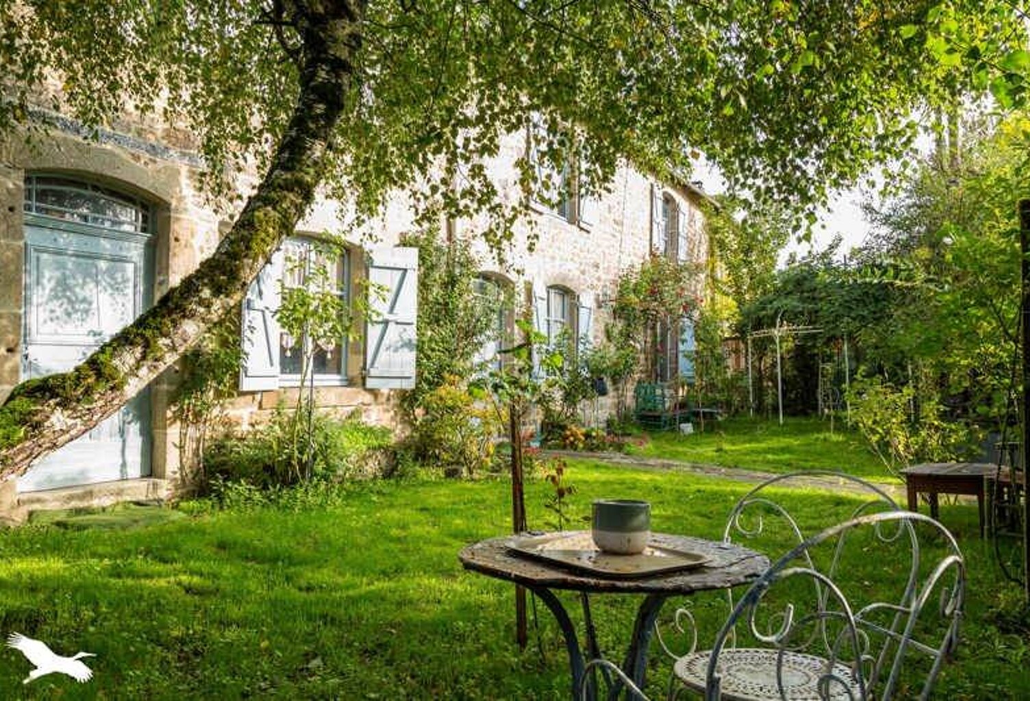 Maison en pierre de 9 pièces principales — photo 1