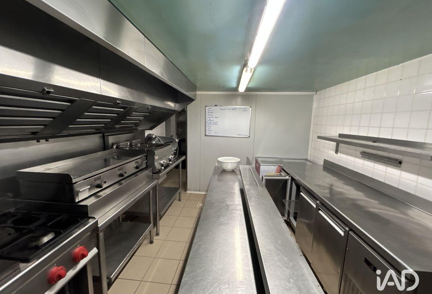 Vente Murs commerciaux 150 m&sup2; — photo 1
