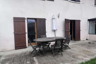 Appartement 3 pièces 1060 €