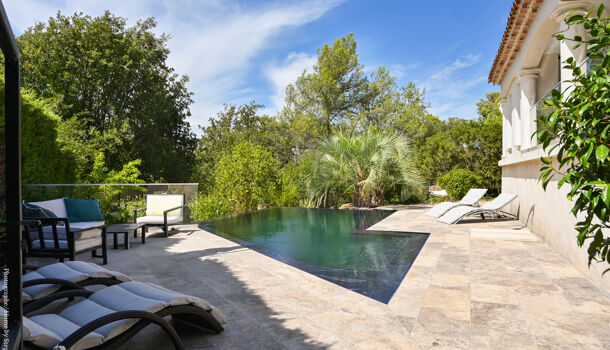 Villa / Maison 7 pièces  à vendre Beausset (Le) 83330