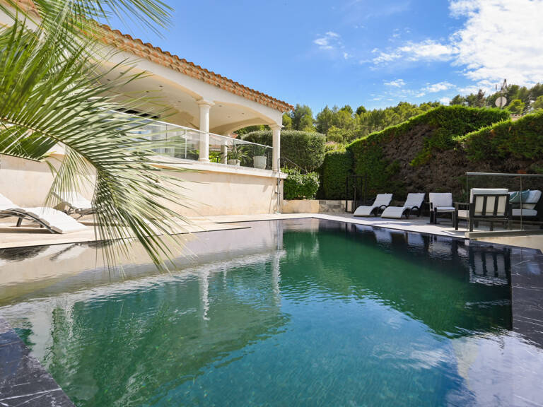 Maison de plein pied avec piscine — photo 1