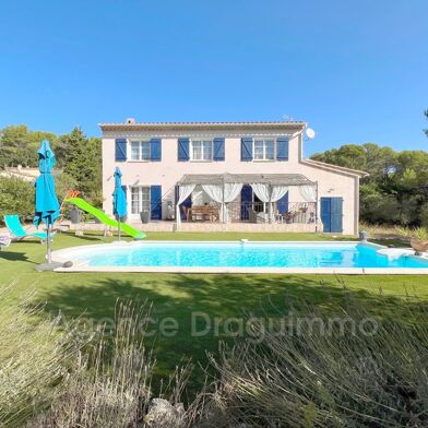Maison 5 pièces 409000 €