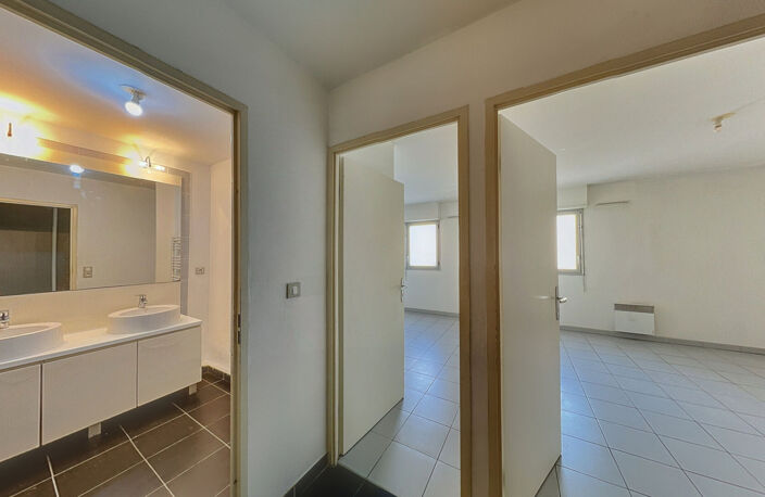 Appartement Avignon 4 pièce(s) 79m2 — photo 4